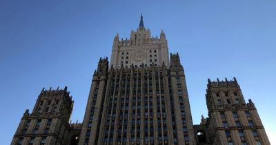 Россия рассмотрит просьбу о встрече с евротройкой по Украине, заявили в МИД